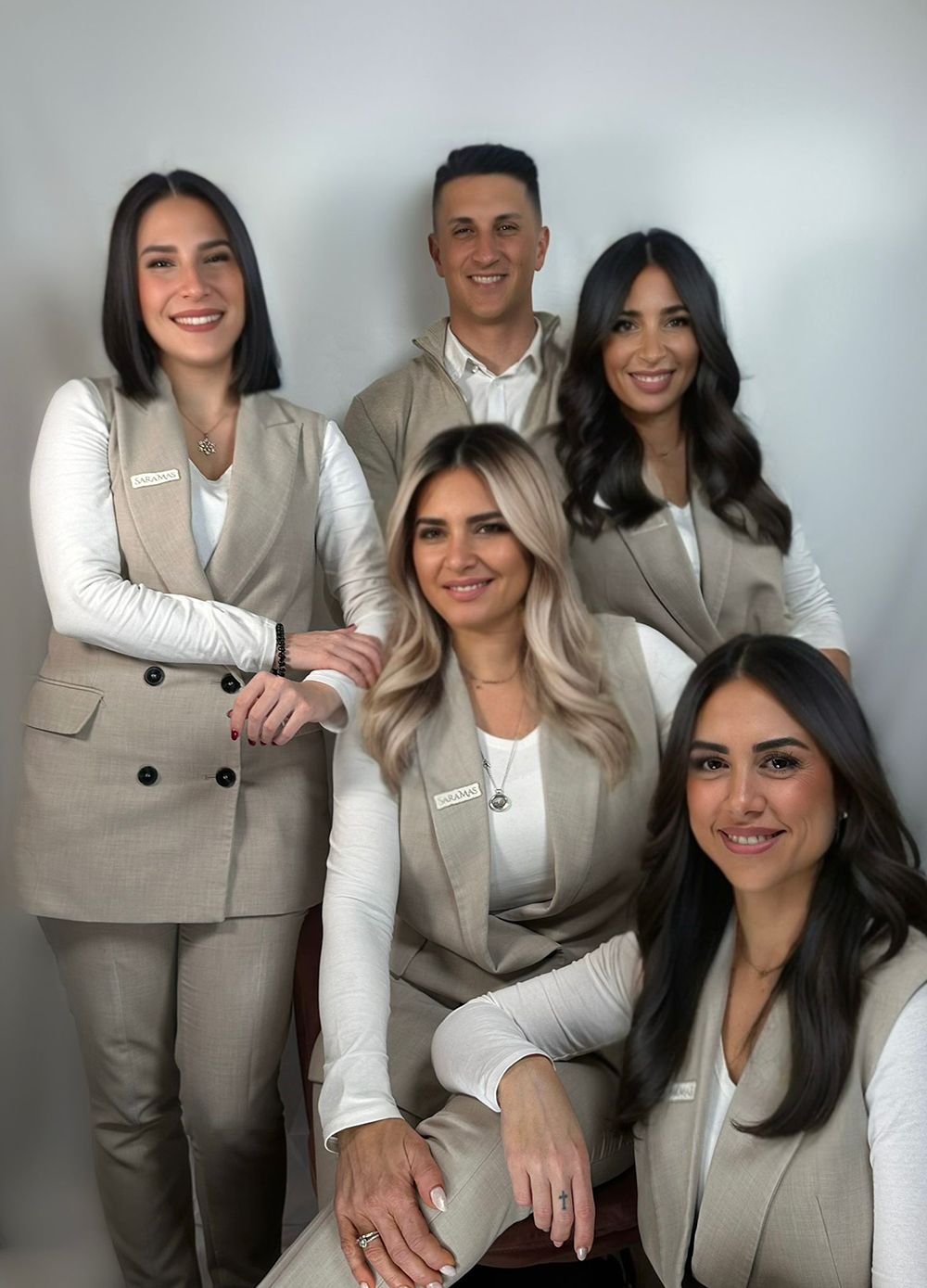 Equipo de Sara Mas Maison de Beauté sonriente